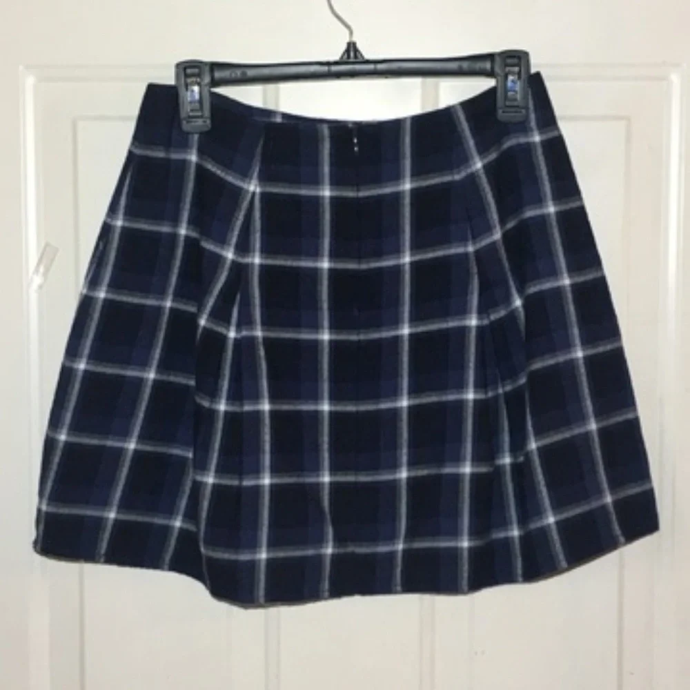 Bethany Mota Plaid Mini Skirt - Picture 4 of 8